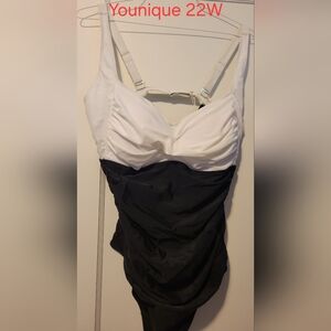 Younique Women's Two-Tone Black and White One-Piece Swimsuit